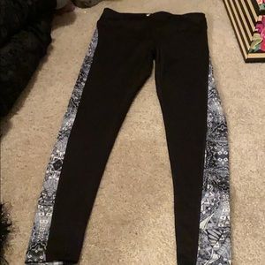 Lularoe Jordan leggings! Now retired